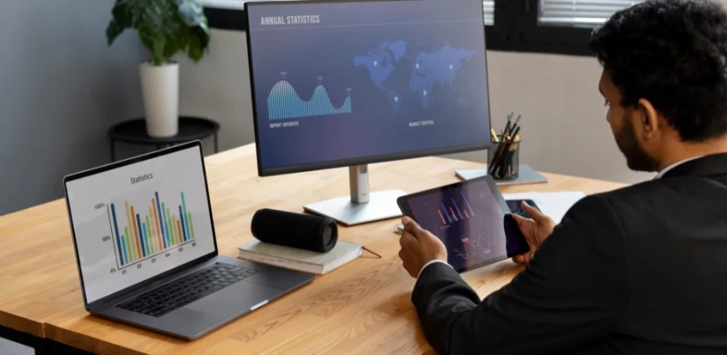 7 Common Financial Reporting Challenges & How Advanced Analytics Solves Them